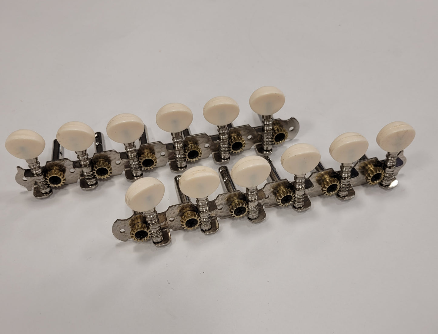 Set Clavijeros 12 Cuerdas Mod. Student 12C